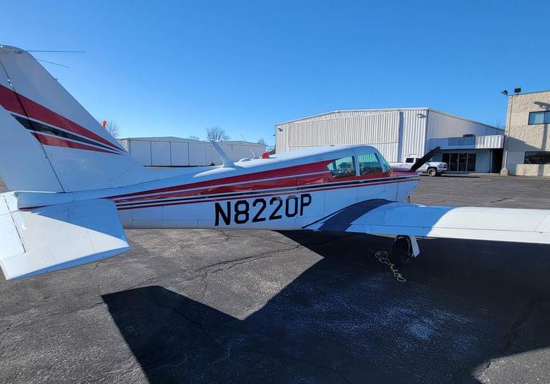 Piper Comanche 250 Photo 4