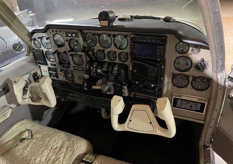 1964 Beech Baron 95B55 Photo 2