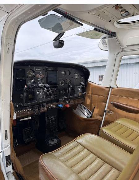 1979 Cessna TR182 Photo 4