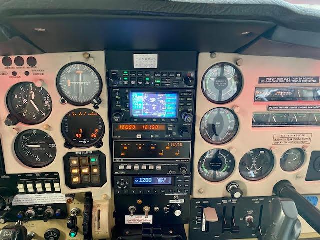 1973 Cessna P337G Photo 3
