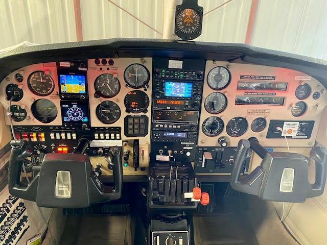 1973 Cessna P337G Photo 4