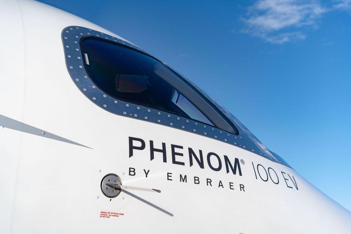2017 Embraer Phenom 100EV Photo 6
