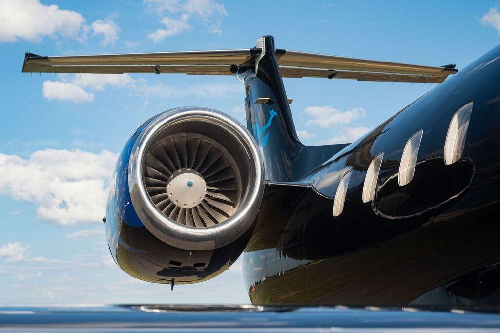 2003 Embraer ERJ-145LR Photo 5