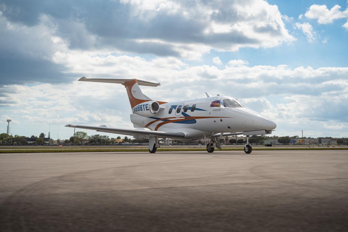 2010 Embraer Phenom 100 Photo 5
