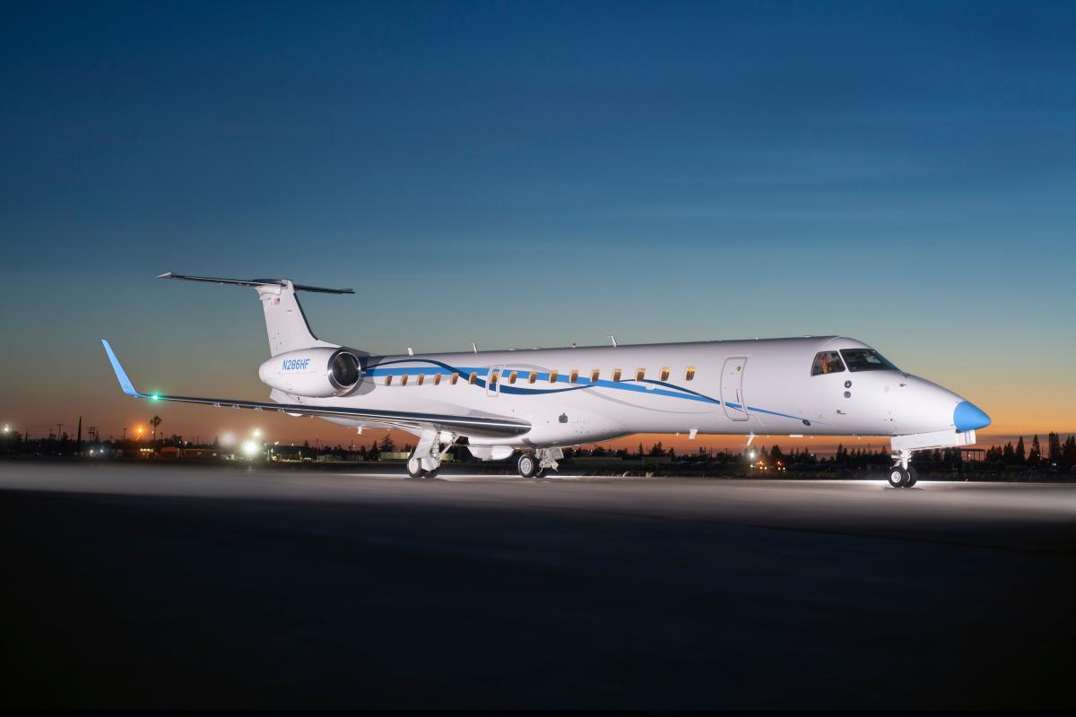 2013 Embraer ERJ-145XR Photo 4