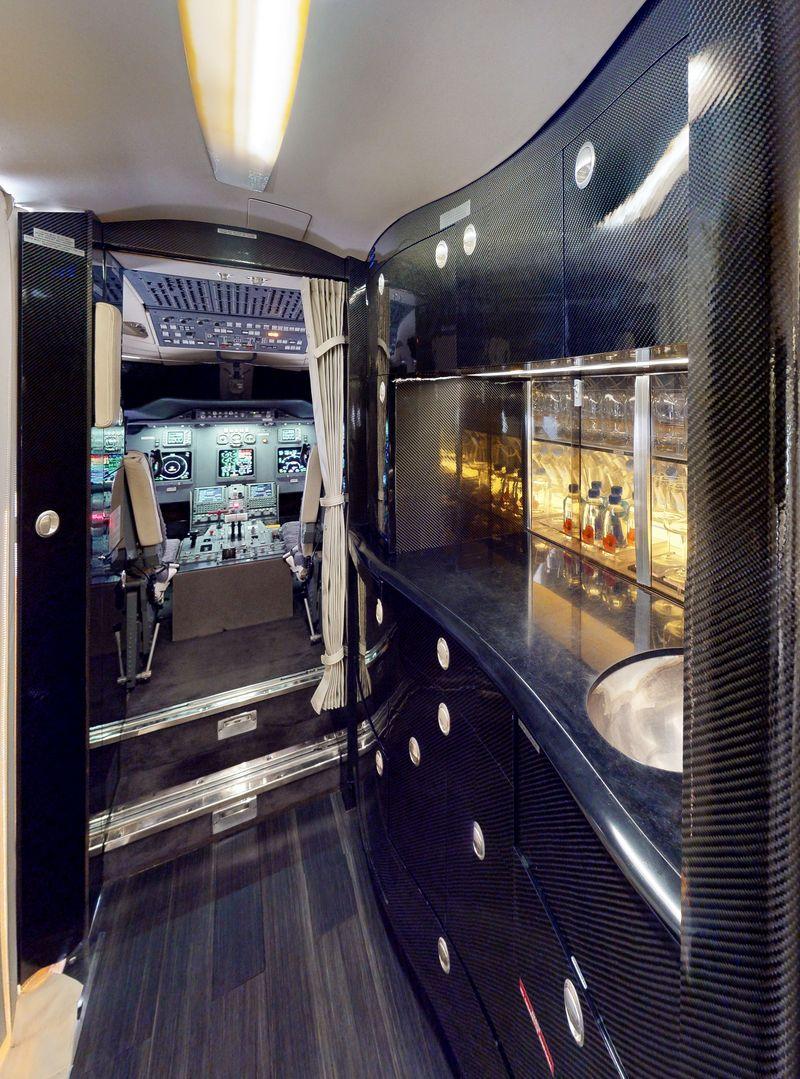 2002 Gulfstream G200 Photo 2
