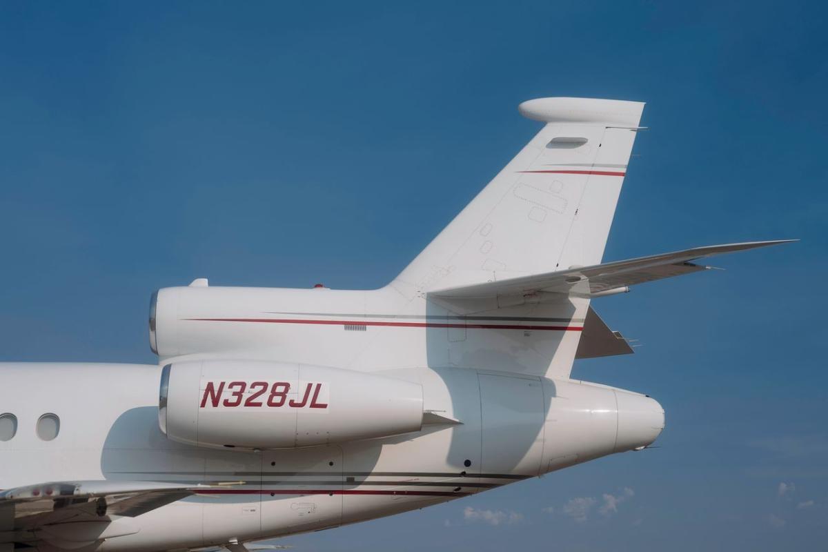 1995 Dassault Falcon 900B Photo 4