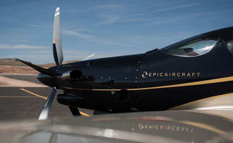 2025 Epic E1000 AX Photo 6