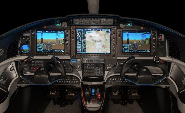 2025 Epic E1000 AX Photo 2