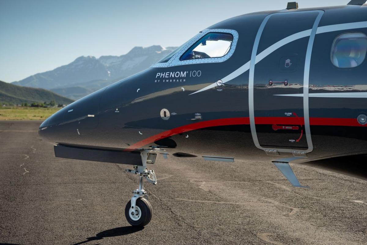 2013 Embraer Phenom 100 Photo 6