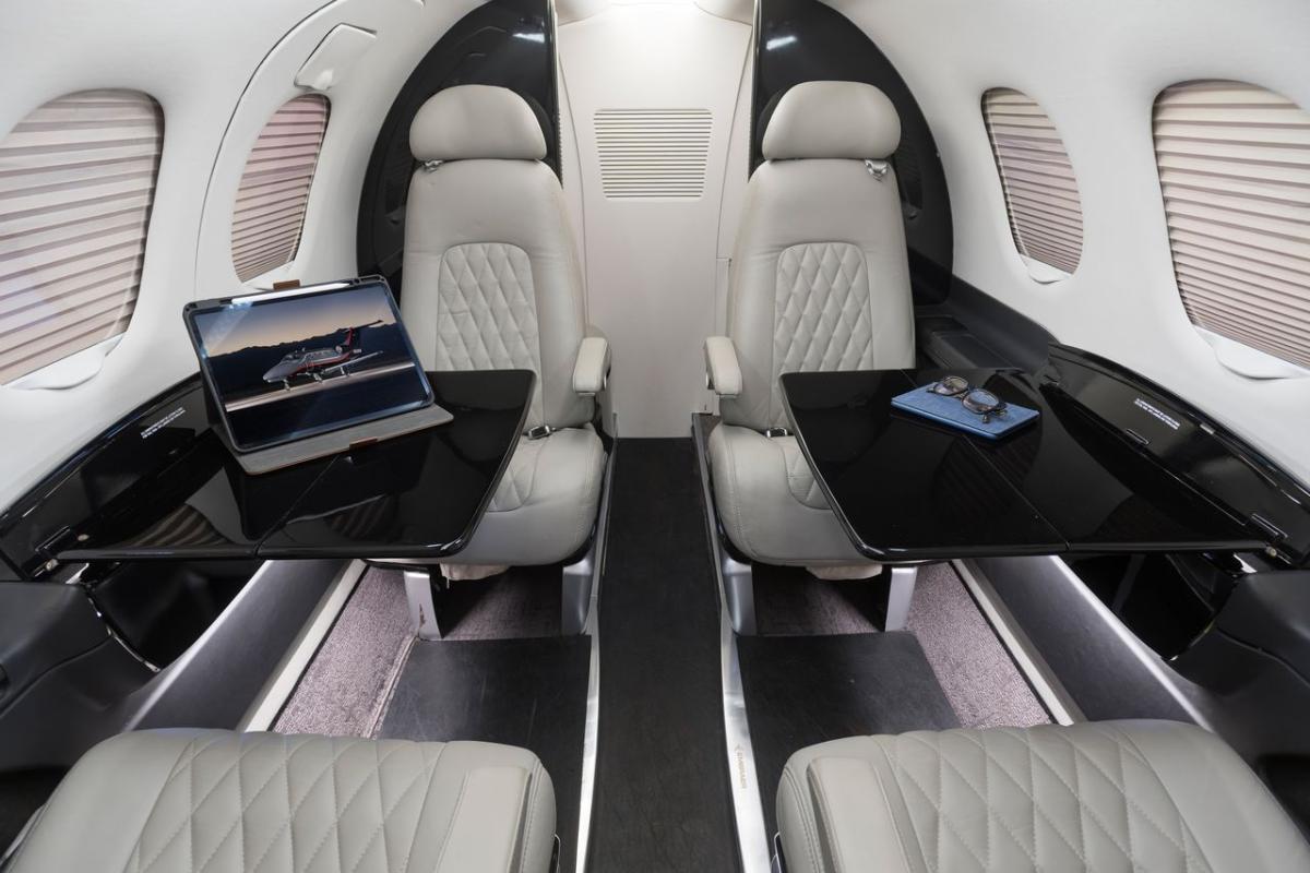 2013 Embraer Phenom 100 Photo 2