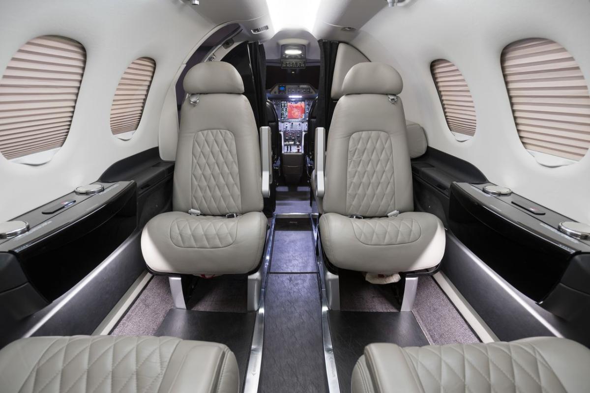 2013 Embraer Phenom 100 Photo 3