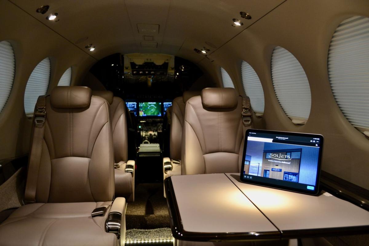 2003 Beech King Air 260 Photo 5