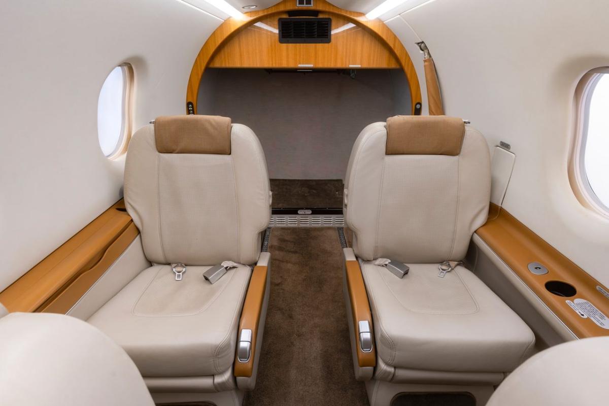 2016 PILATUS PC-12 NG Photo 2