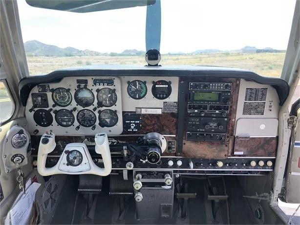1969 Beech V35A Bonanza Photo 5