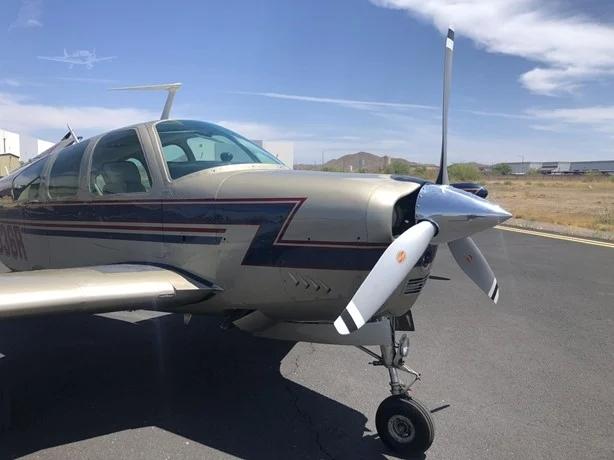 1969 Beech V35A Bonanza Photo 5