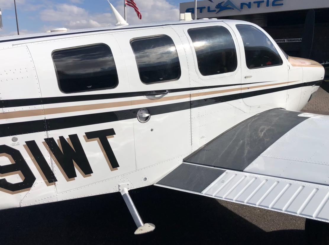 2010 Beechcraft G36 Bonanza Photo 2