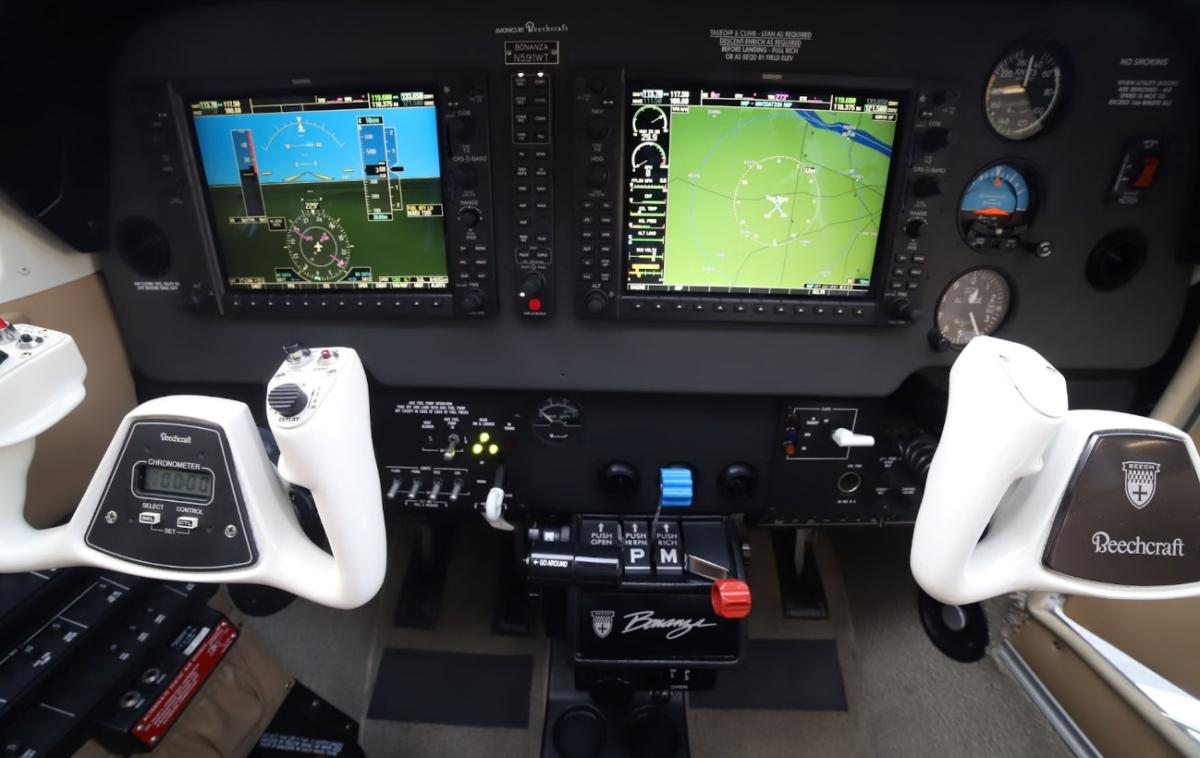 2010 Beechcraft G36 Bonanza Photo 4
