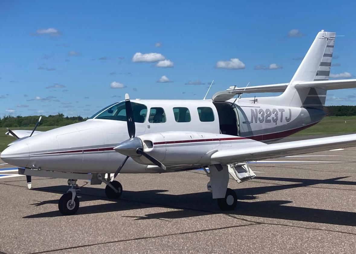 1983 Cessna T303 Crusader Photo 2