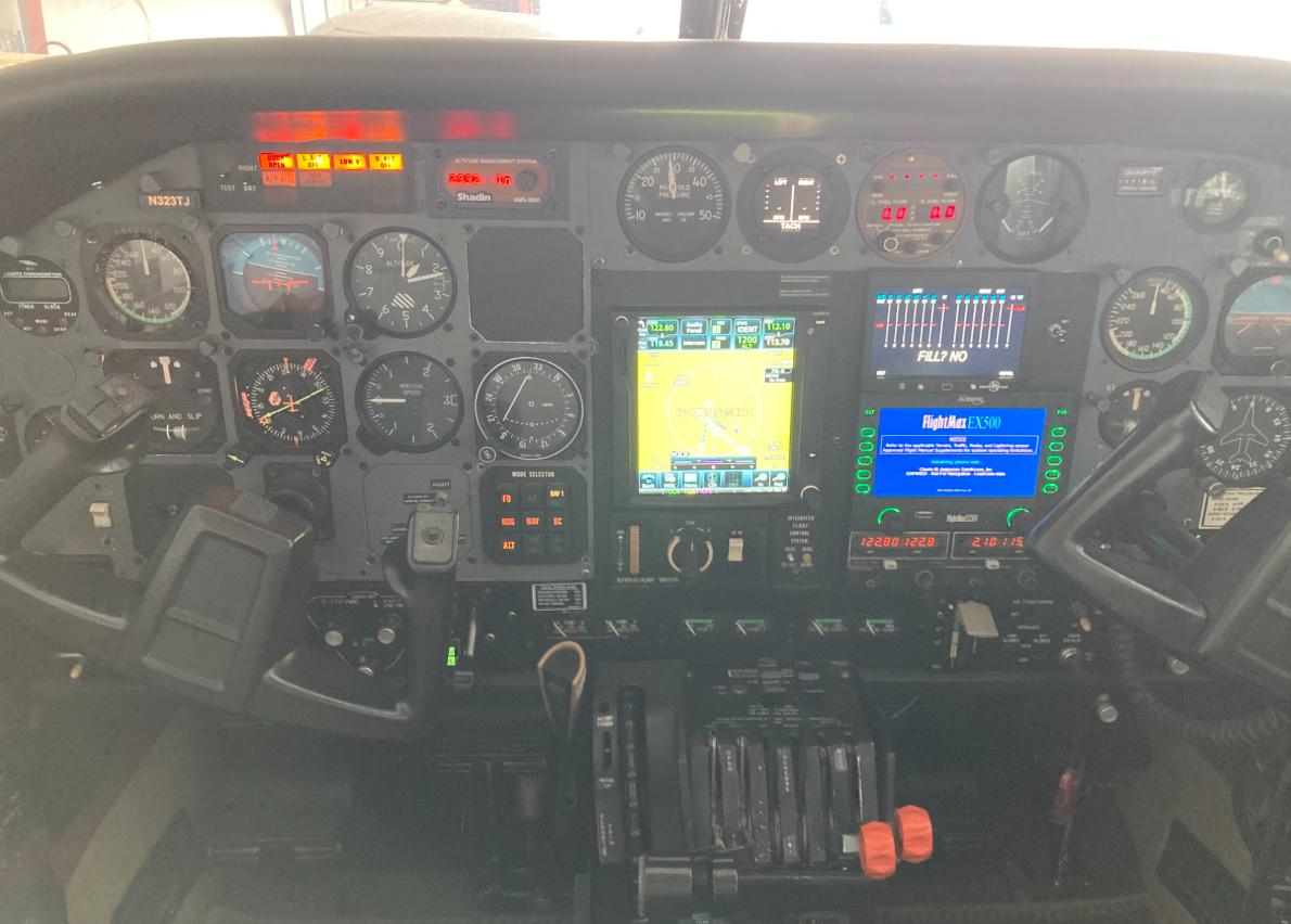 1983 Cessna T303 Crusader Photo 6