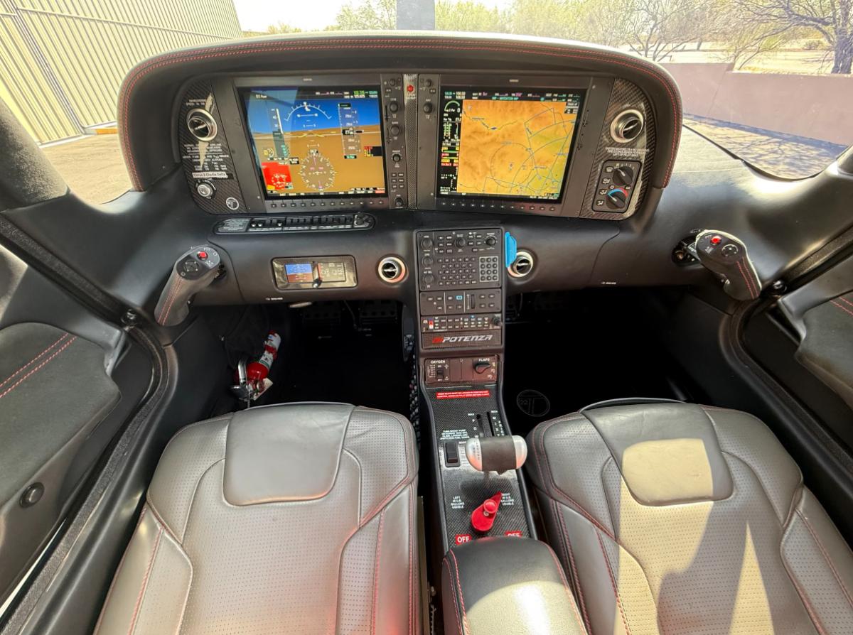 2016 Cirrus SR22T Photo 3
