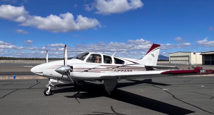 1981 Beechcraft Baron B55 Photo 3
