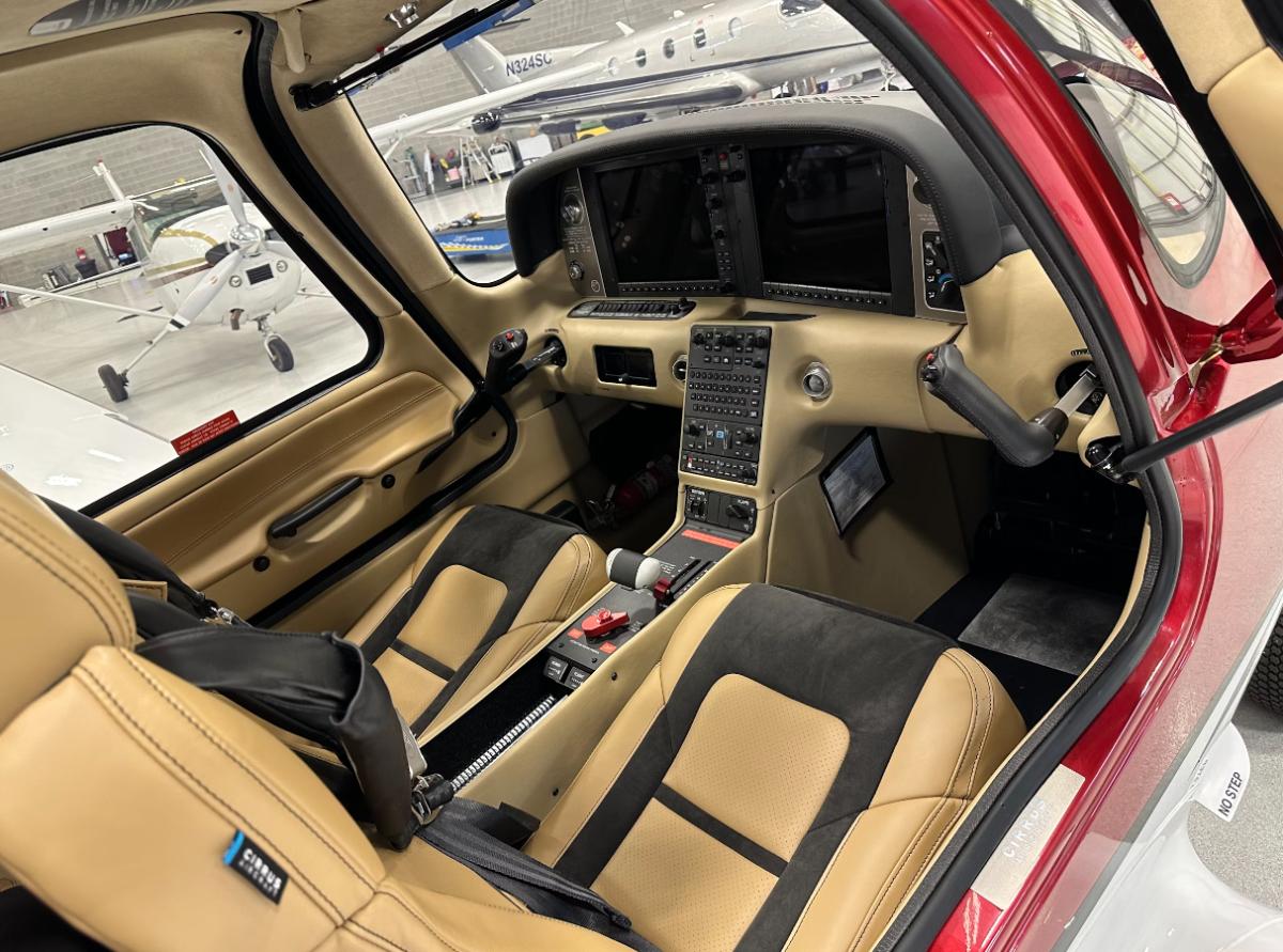 2022 Cirrus SR22T G6 Photo 7