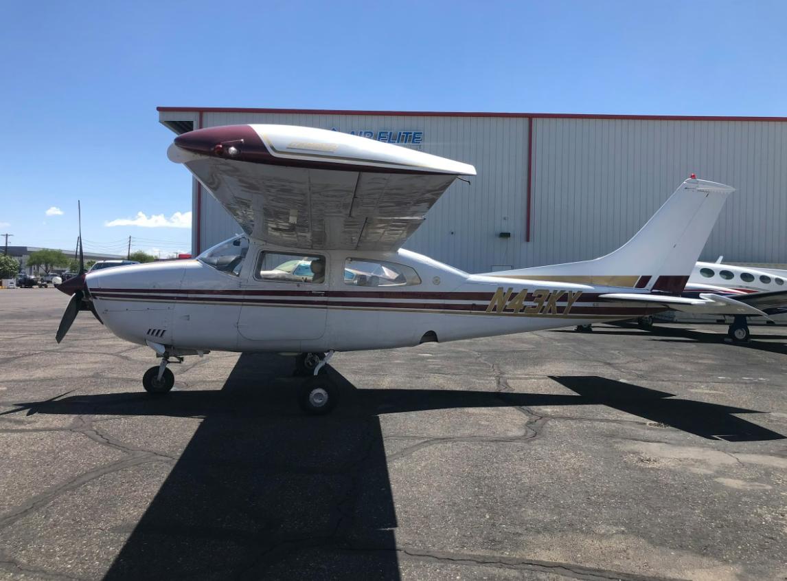 1972 Cessna T210L Centurion Photo 2