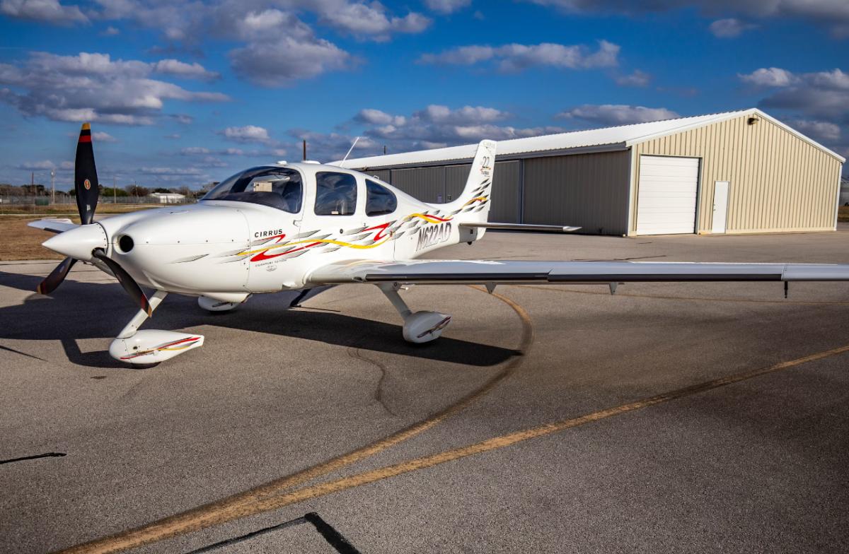 2007 Cirrus SR22T Photo 3