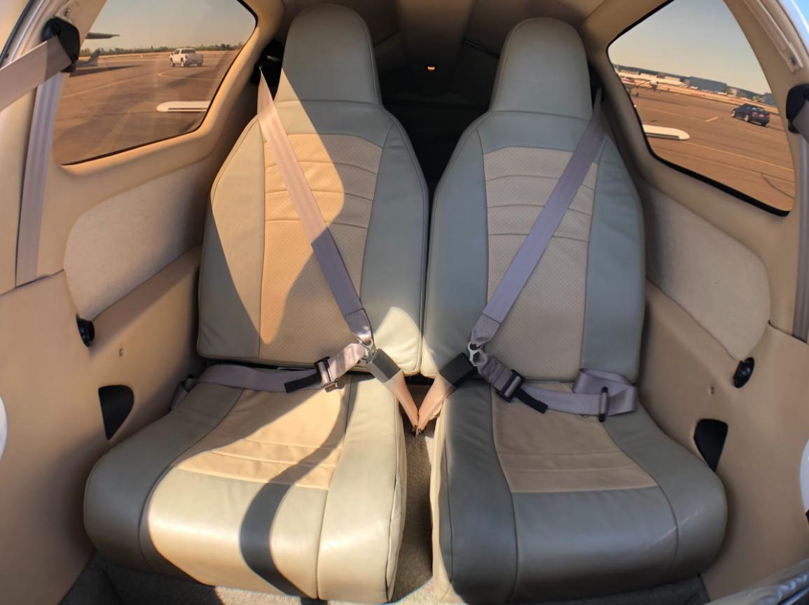 2006 Lancair Columbia 400 Photo 6