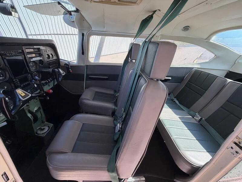 1970 Cessna 182N Skylane Photo 2