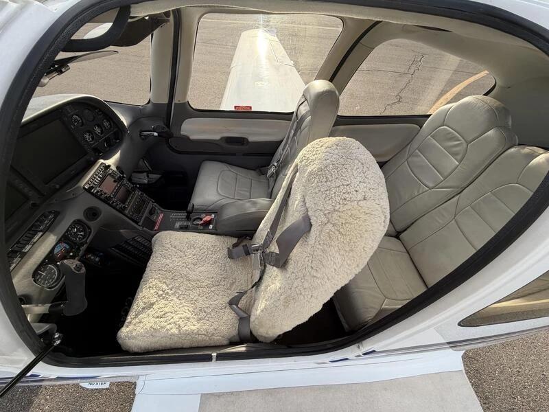 2003 Cirrus SR22 G1  Photo 4