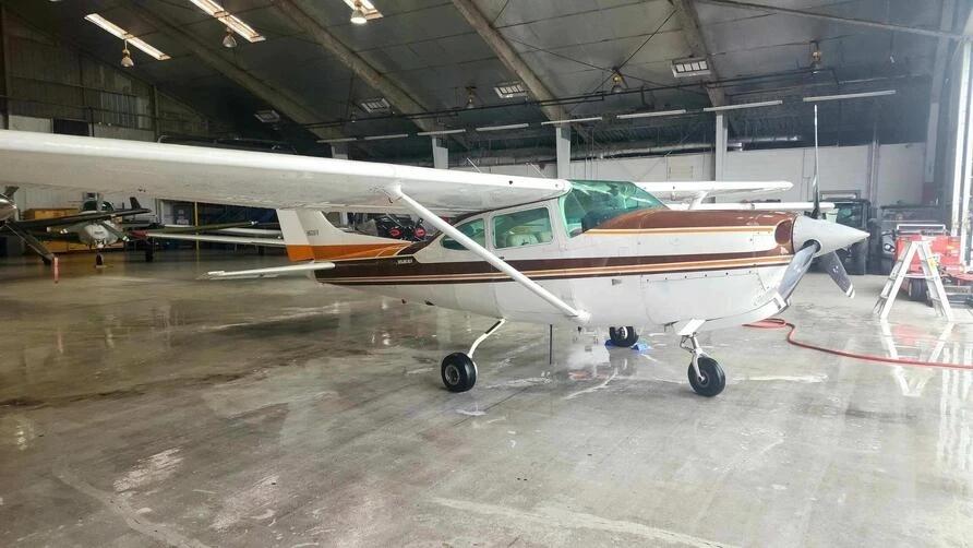 1980 Cessna TR182 Skylane  Photo 2