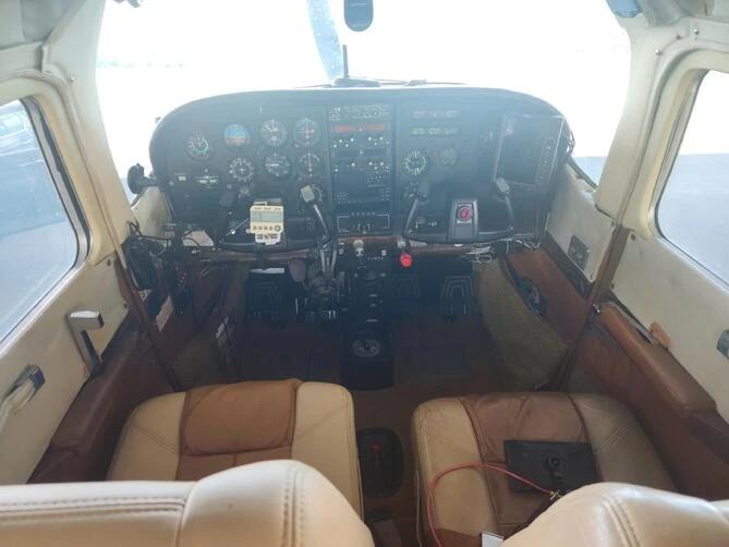 1980 Cessna TR182 Skylane  Photo 5