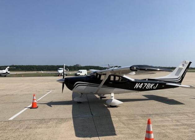 2021 CESSNA 182T SKYLANE Photo 4