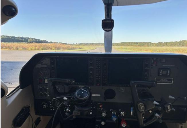 2021 CESSNA 182T SKYLANE Photo 2