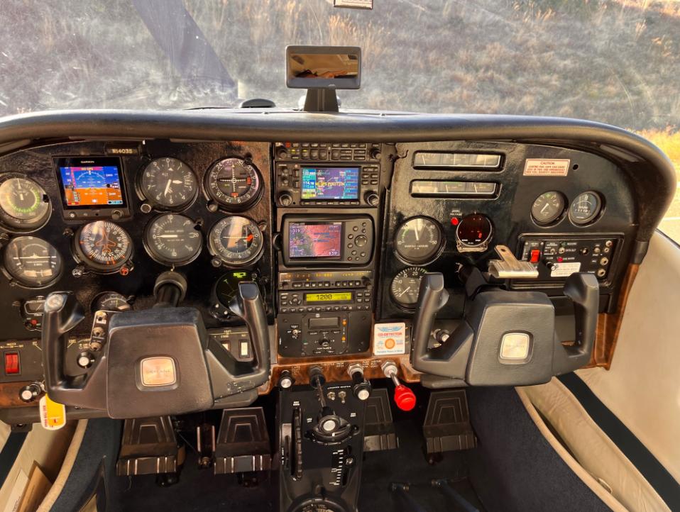 1976 Cessna 182P Skylane Photo 6