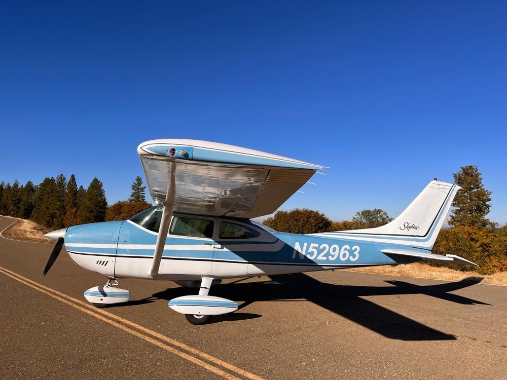 1974 Cessna 182P Skylane Photo 2