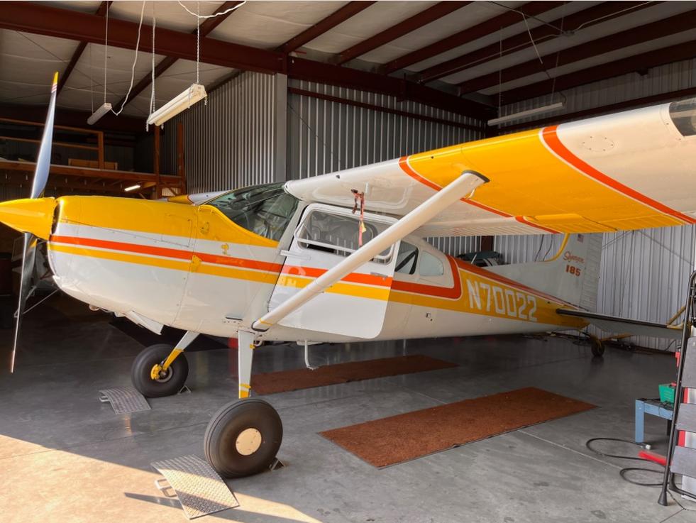 1971 Cessna 185E Skywagon Photo 2