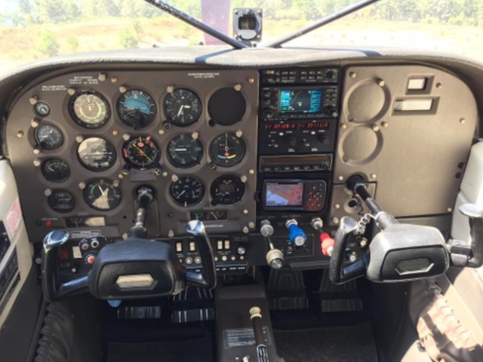 1977 Cessna 180K Skywagon Photo 6