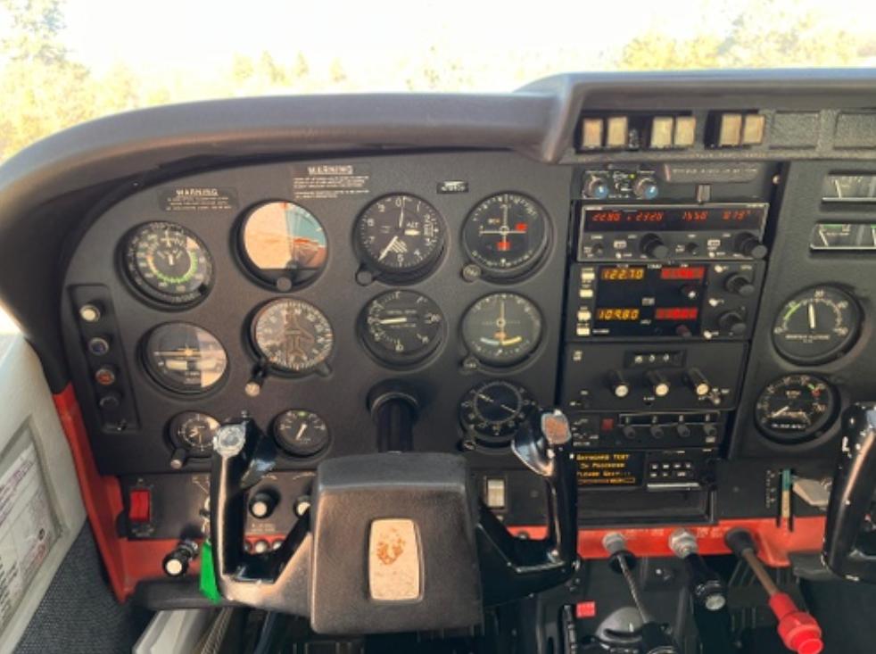 1973 Cessna 182P Skylane Photo 6