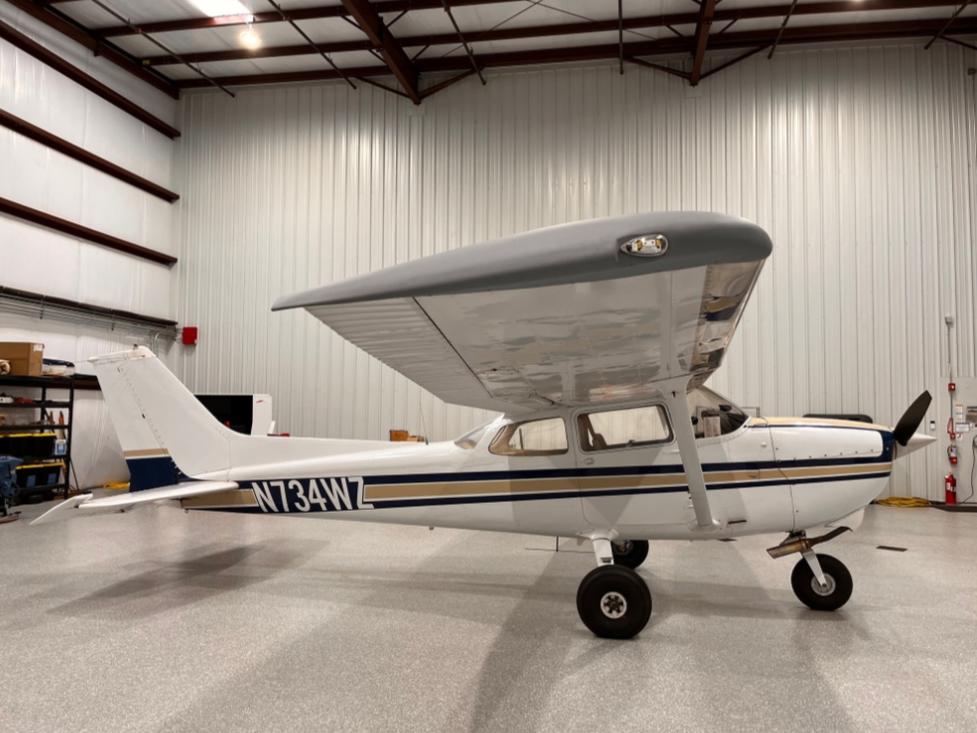 1977 Cessna 172N Skyhawk  Photo 3