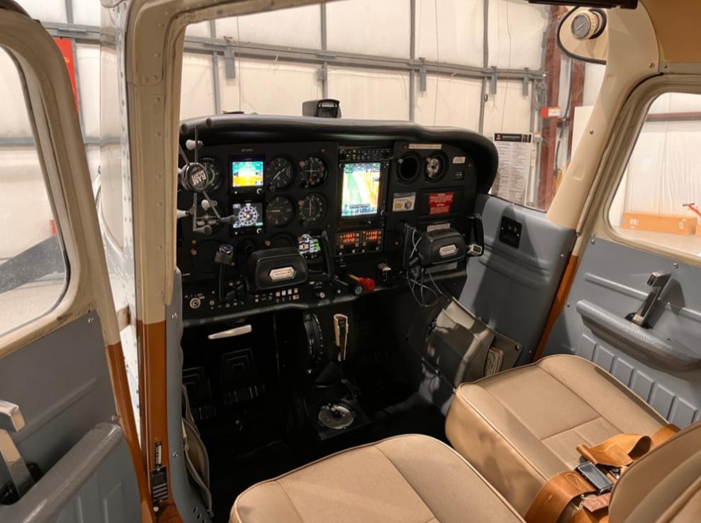 1977 Cessna 172N Skyhawk  Photo 6