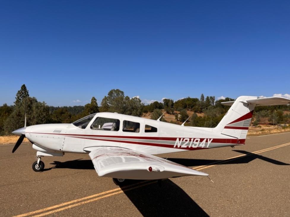 1979 Piper PA-28RT Arrow IV Photo 2