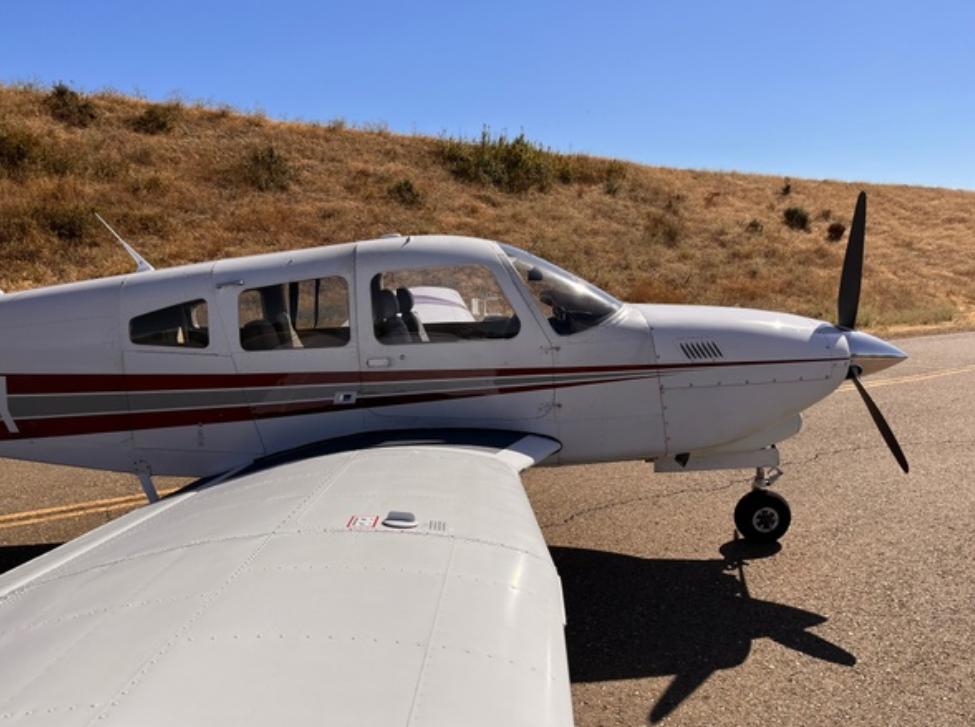 1979 Piper PA-28RT Arrow IV Photo 3