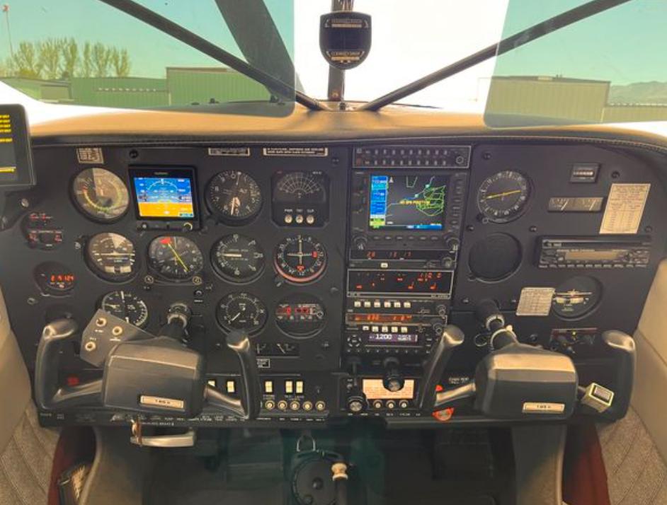 1981 Cessna A185F Skywagon II Photo 4