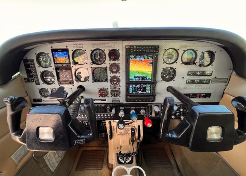 1976 Cessna Turbo 210L Centurion Photo 7