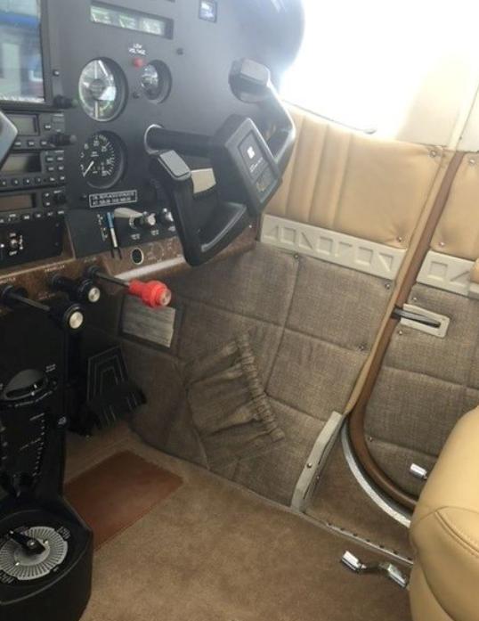 1980 Cessna 182 Turbo RG Photo 7