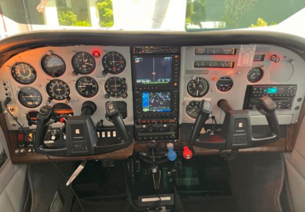 1977 Cessna U206G  Photo 4
