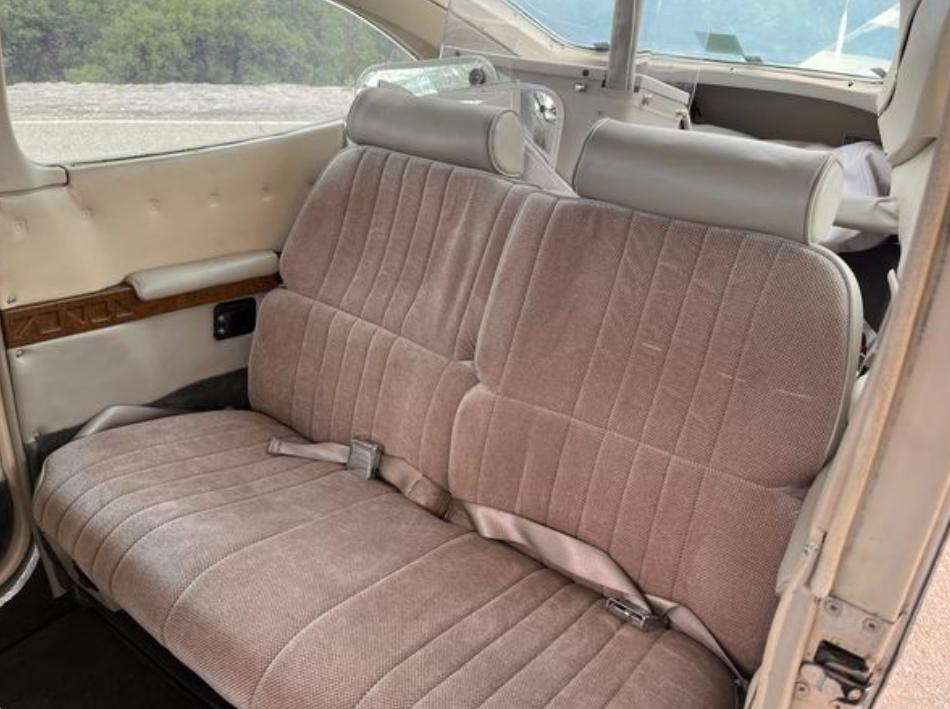 1982 Cessna 182R Skylane Photo 4